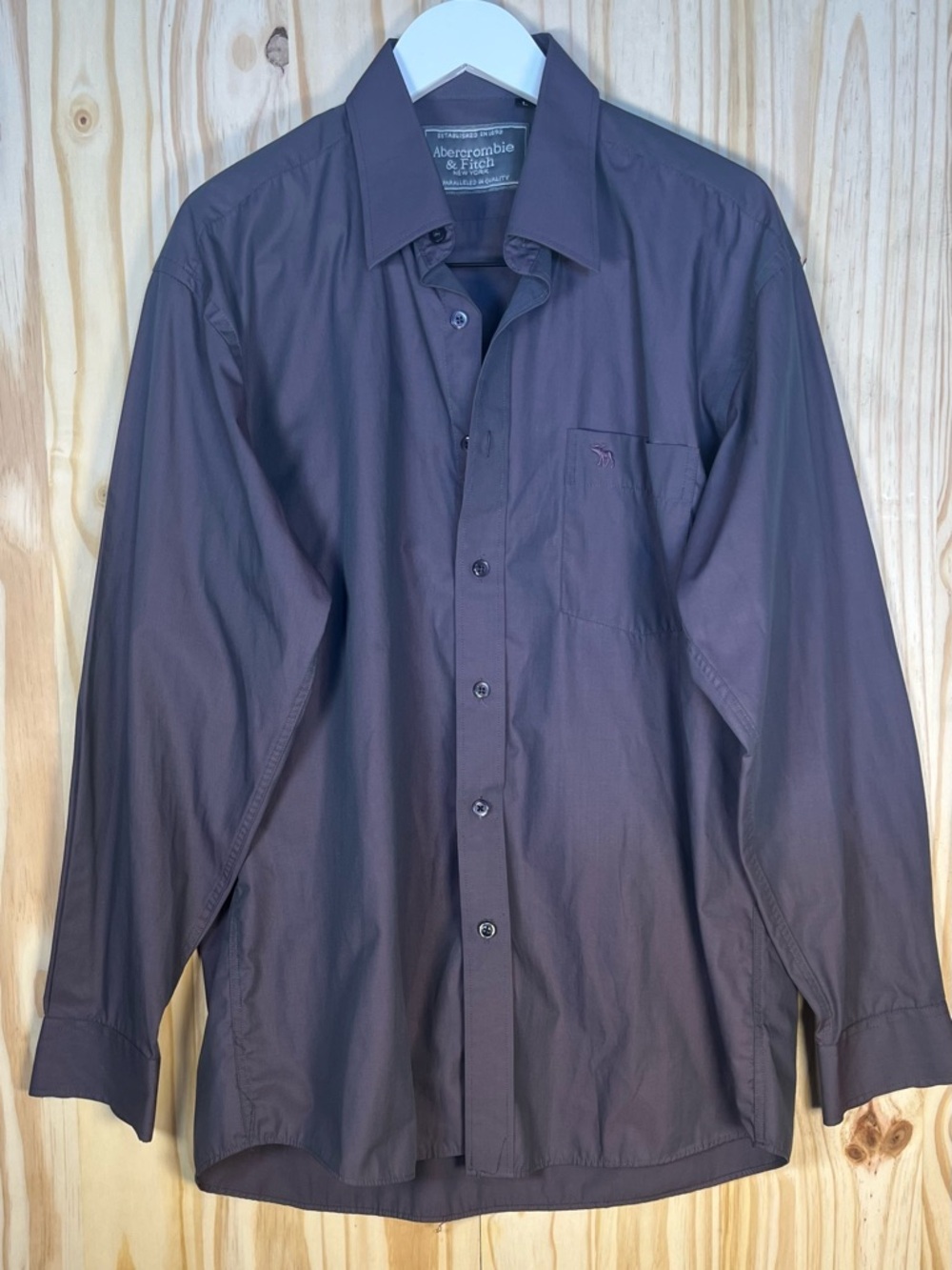 Abercrombie & Fitch Men's Button-Up Shirt - Plum